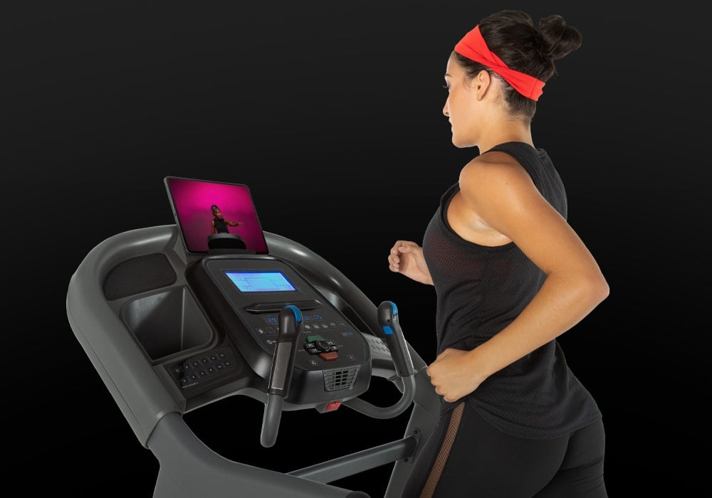 7.4 AT Treadmill | Horizon Fitness | Studio Series Smart Treadmills for Home